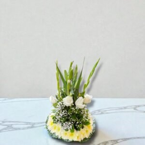 Arreglo Fúnebre Pequeño con Rosas y Crisantemos