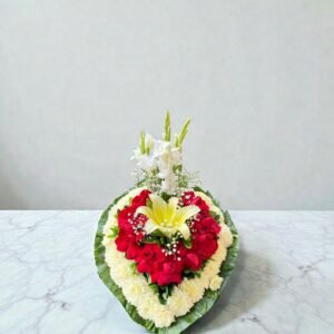 Arreglo Fúnebre Pequeño de Rosas Rojas y Lirios