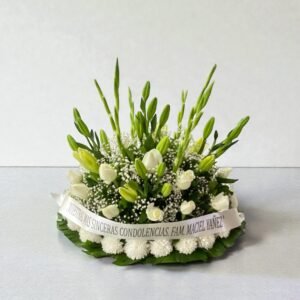Arreglo Fúnebre Lirios y Rosas Blancas